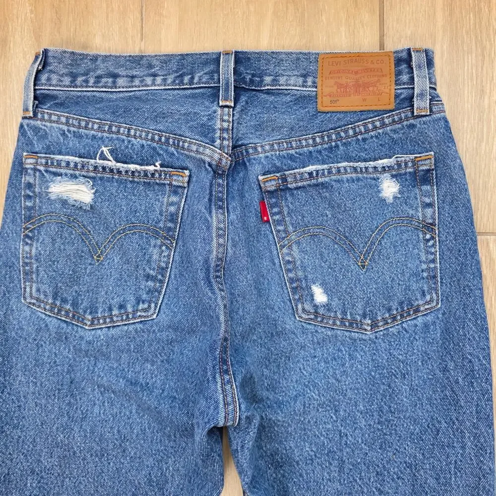 Levi's 501 Jeans Womens 27x26 Distressed Crop Button Fly Straight Leg Blue - Picture 15 of 16